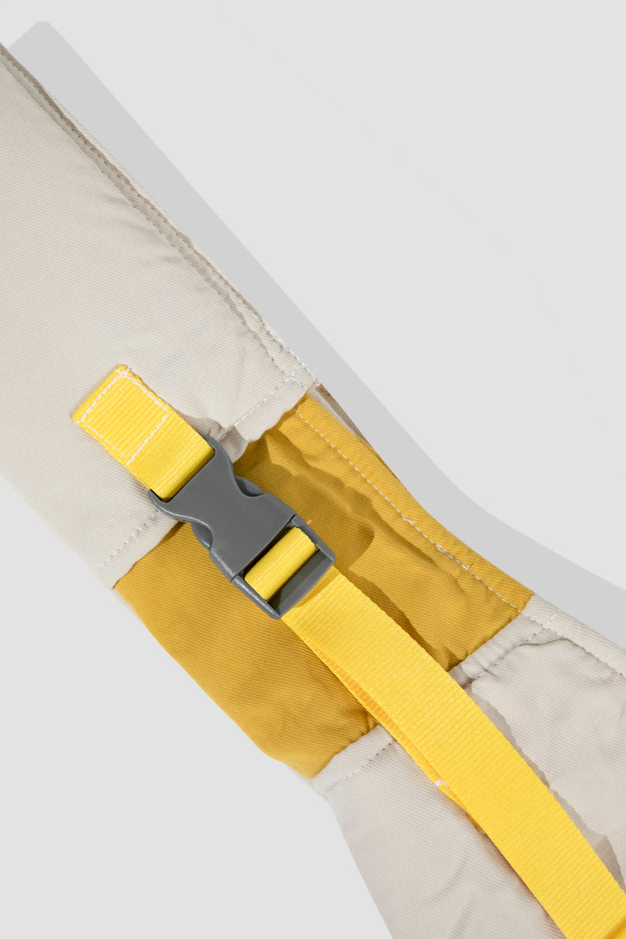 25 cm of adjustment