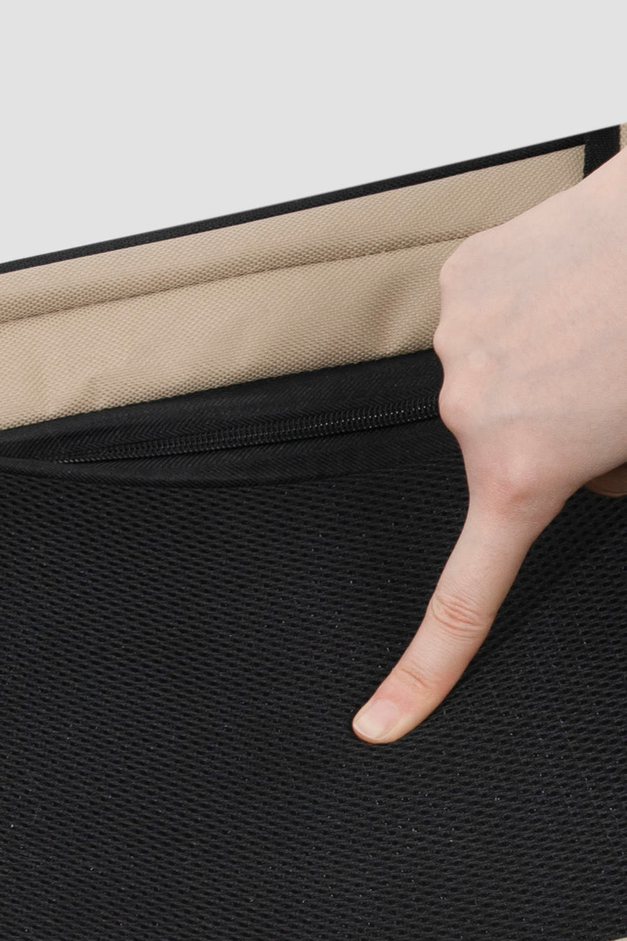 3 cm of padding at your back