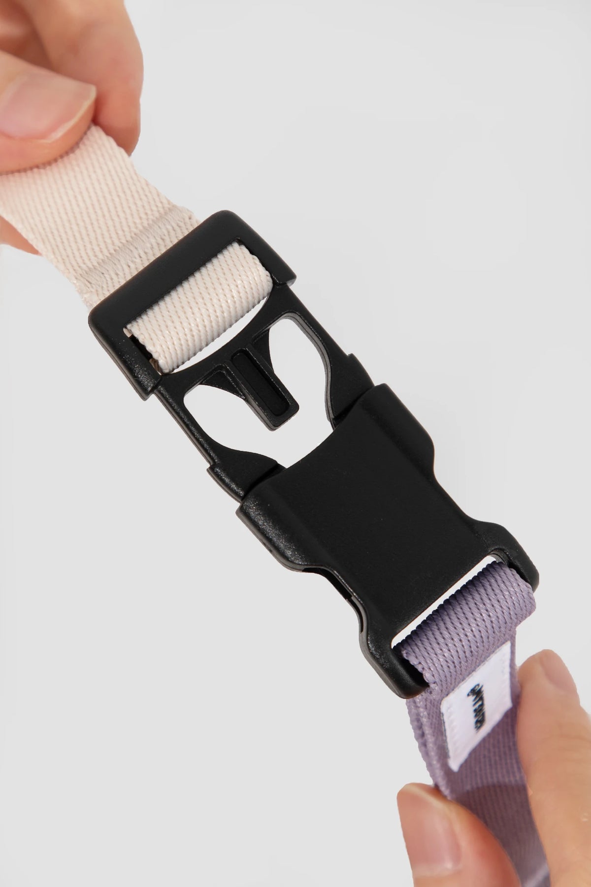 Close-up of the harness side-release buckle